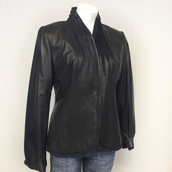 ELIE TAHARI Black Leather Blazer, Size Large - Picture 2 of 8